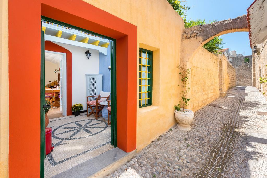 Giorgos' Old Story 2Bed Stone House With Private Hamam In The Old Town Villa Rhodes City Kültér fotó